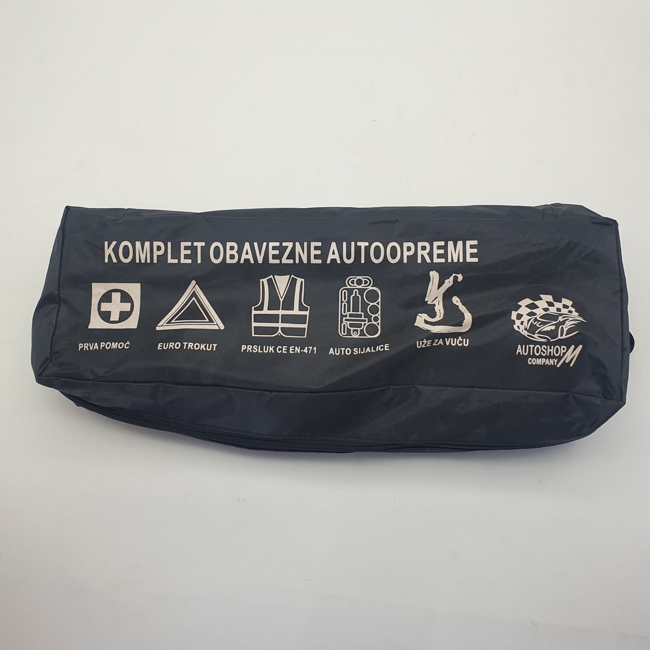 Komplet obavezne opreme za auto