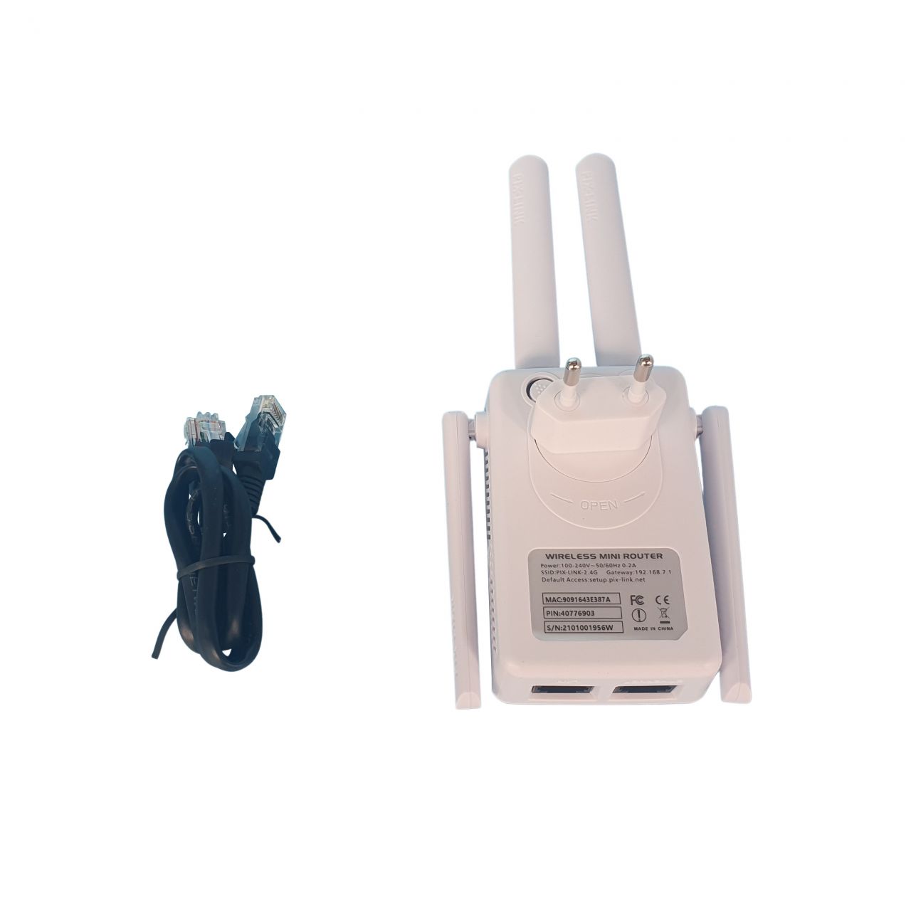 Wireless repeater jači s 4 antene
