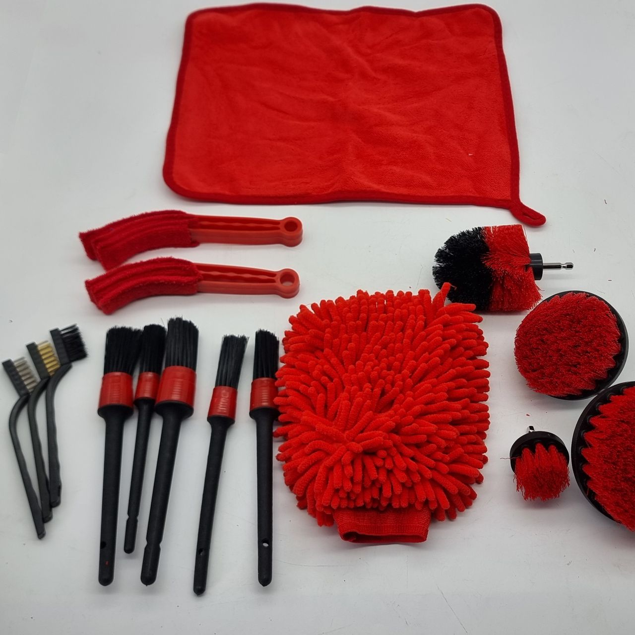 Set četki za auto 16/1